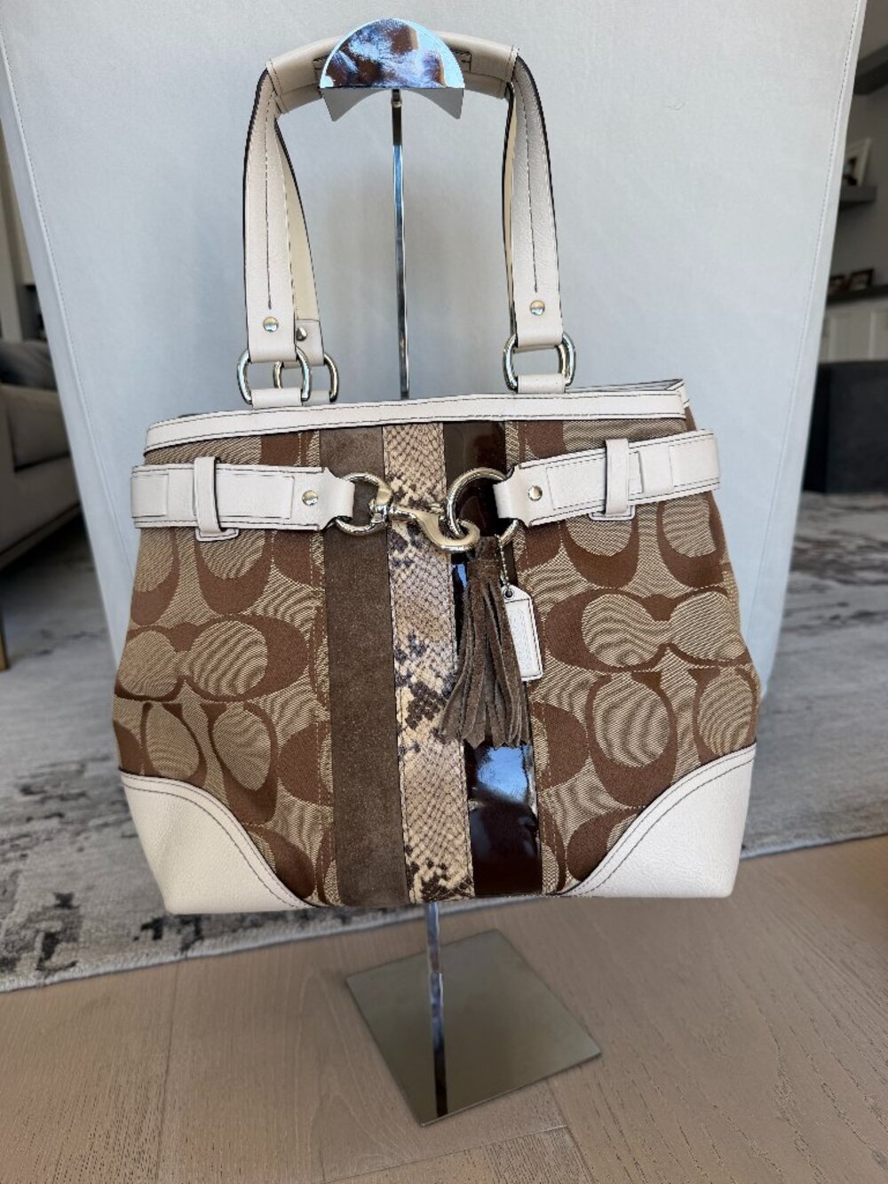 Coach Vintage Y2K Hamptons Signature Canvas Patchwork Bag (Style: 10264)